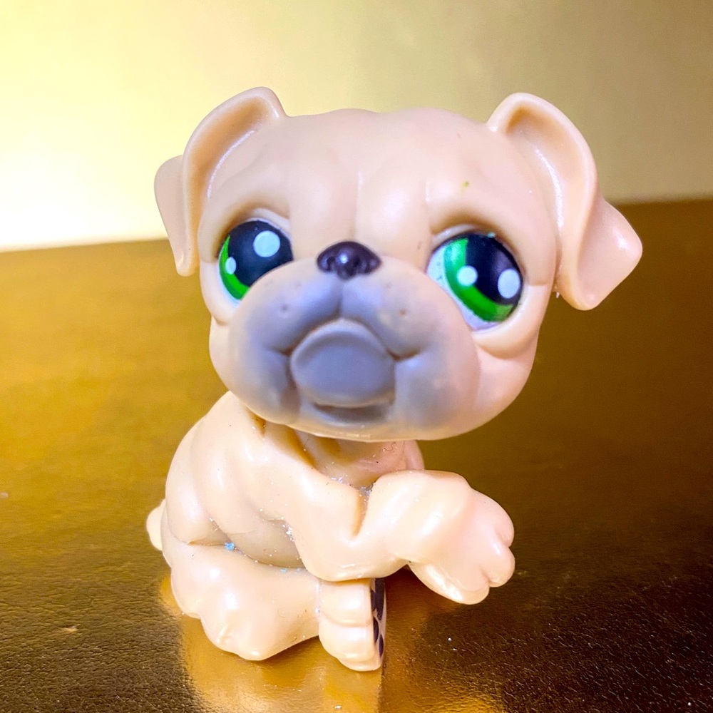 LITTLEST PET SHOP VINTAGE 2004 WRINKLY DOG WITH MOVABLE HEAD 2”